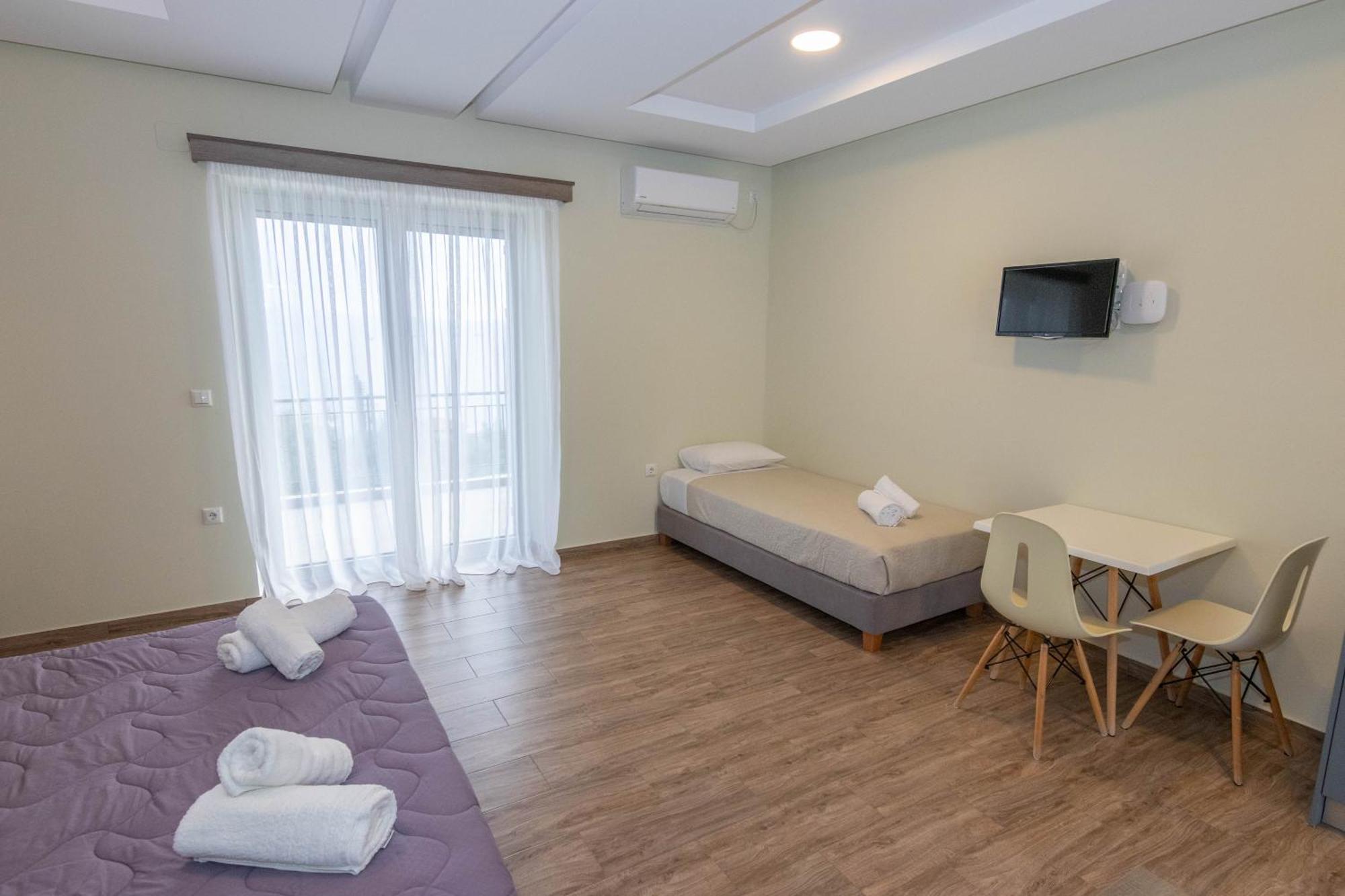 Verga'S Apartments Kalamata Pokoj fotografie